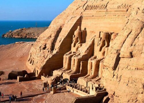 Абу Симбел Асуан из Хургады